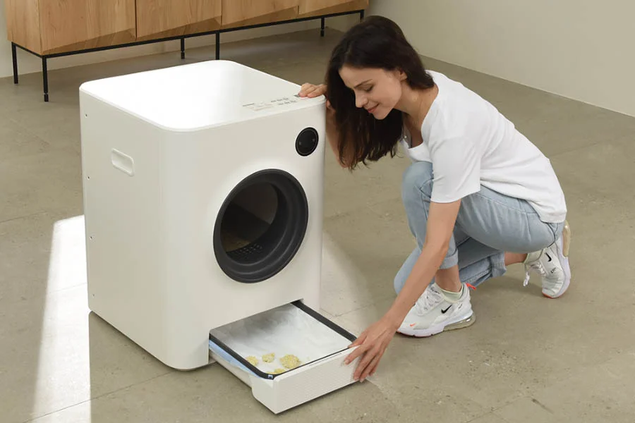 litter box for two cats